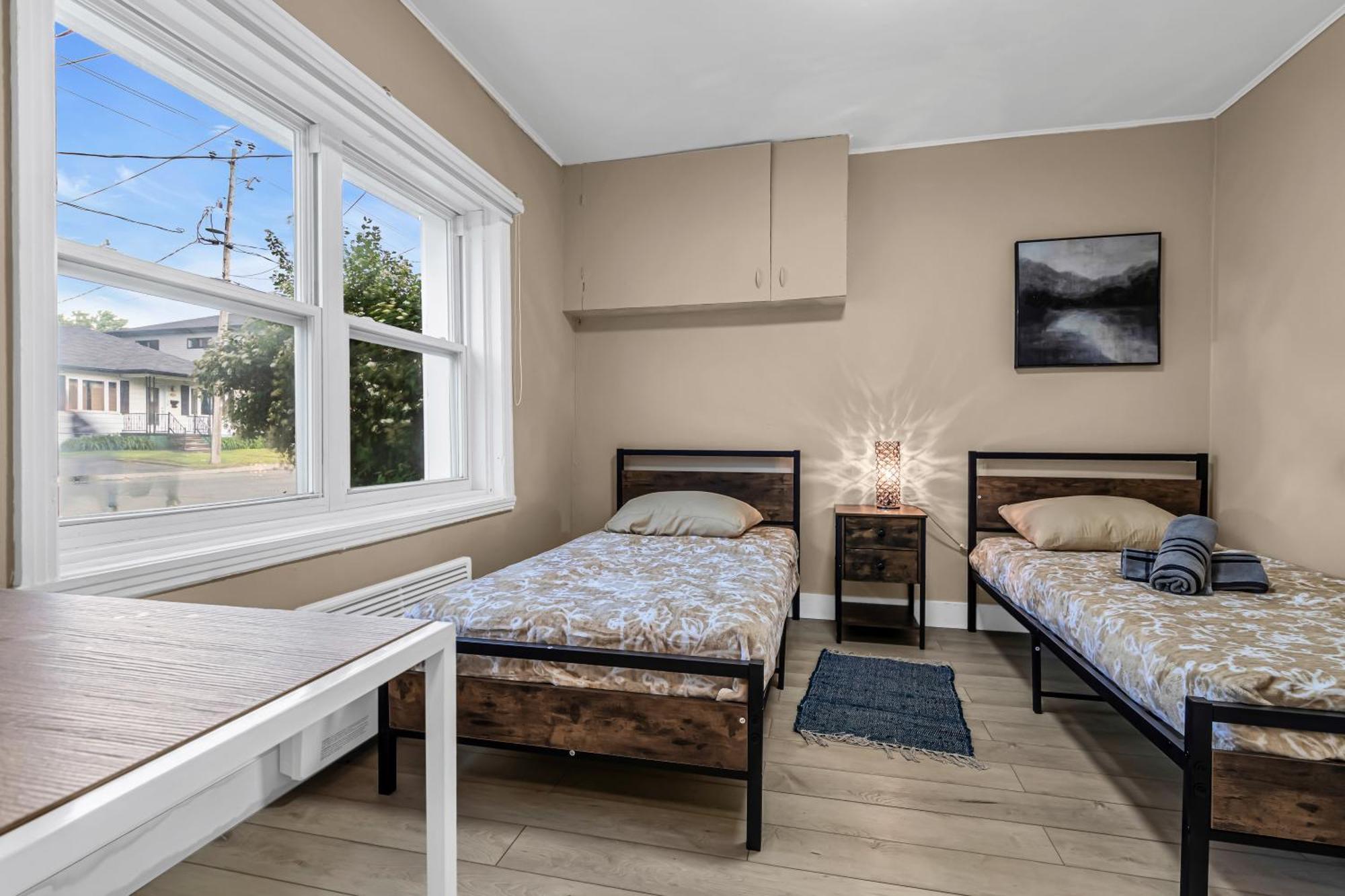 לונגאיל Beautiful 2 Bdr South Shore Montreal מראה חיצוני תמונה