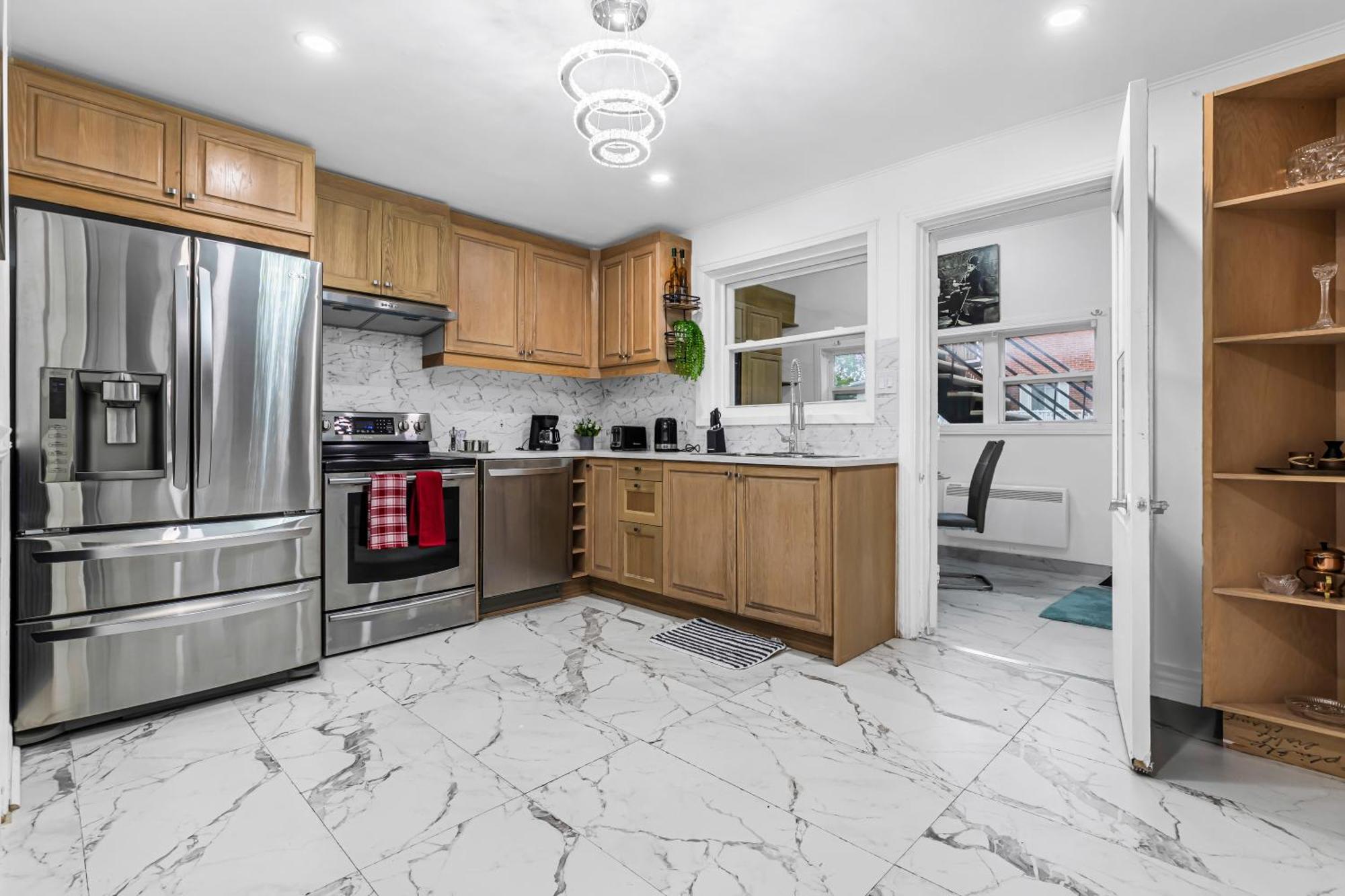 לונגאיל Beautiful 2 Bdr South Shore Montreal מראה חיצוני תמונה